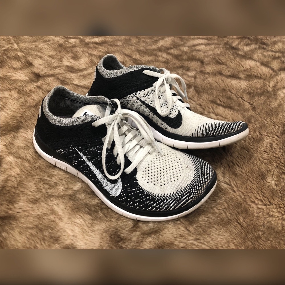 Used Nike flyknit shoes